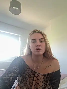 bexxxy7 online show from July 9, 9:33 am
