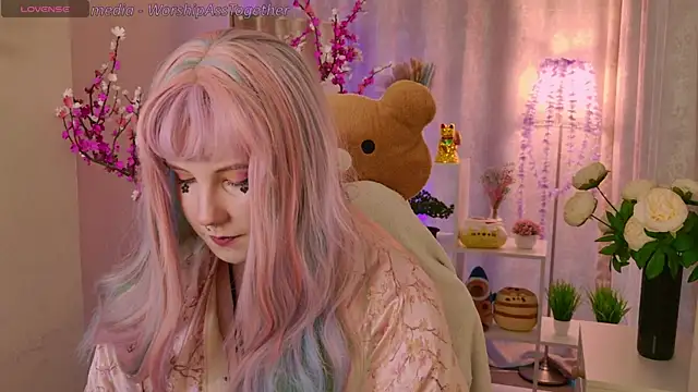 Candy-yeah online show from August 7, 1:12 am