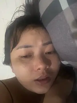 Annie 699 online show from June 20, 7:28 pm