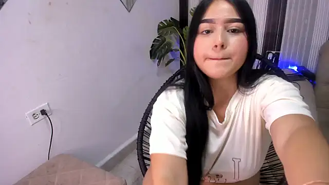 megan jenner18  online show from June 20, 2:37 am