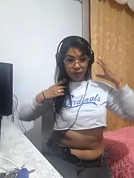 sophiagomezx online show from July 15, 3:00 am