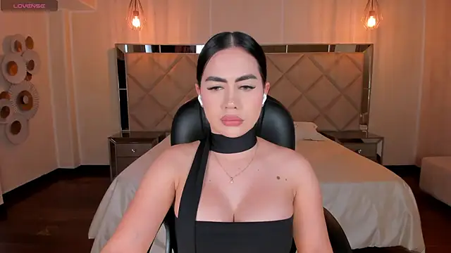 SabrinaMontclair online show from August 7, 9:55 pm