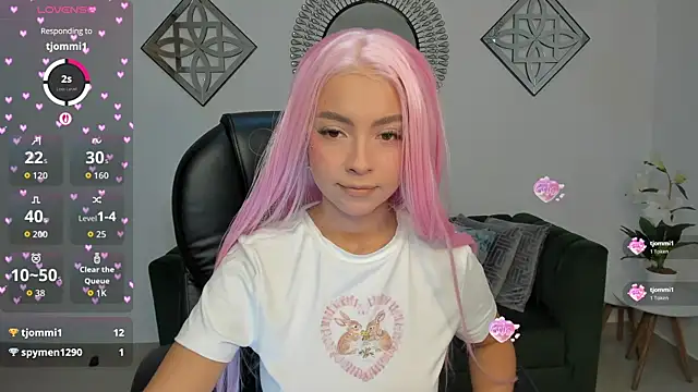 Honeyy Taylor online show from August 8, 12:35 pm