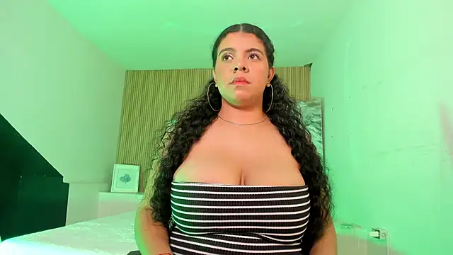 lilithGrayy  online show from June 20, 6:06 am
