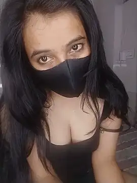 hottyplak online show from June 19, 8:01 pm