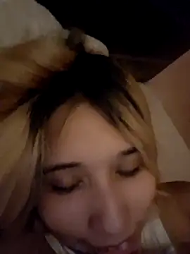 Honeycitabomnita online show from June 24, 3:38 am