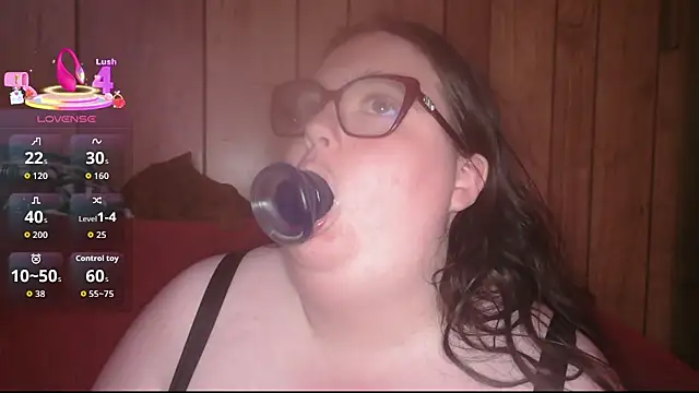 showerdevil online show from July 25, 5:31 pm