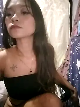 Cynthia 0025 online show from June 24, 5:01 pm