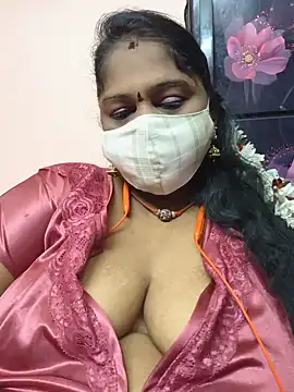 yalini1431 online show from July 16, 8:13 pm