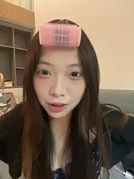 YY-1-1-1 online show from August 8, 3:42 pm