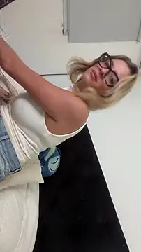 daisy sweetx online show from June 25, 2:07 pm