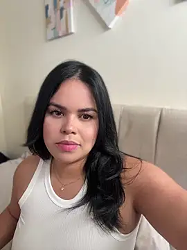 AliceStarshine online show from May 31, 7:15 pm