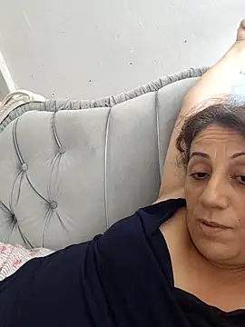 esineee online show from July 15, 11:48 am