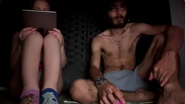 1rumcouple online show from July 7, 5:32 am