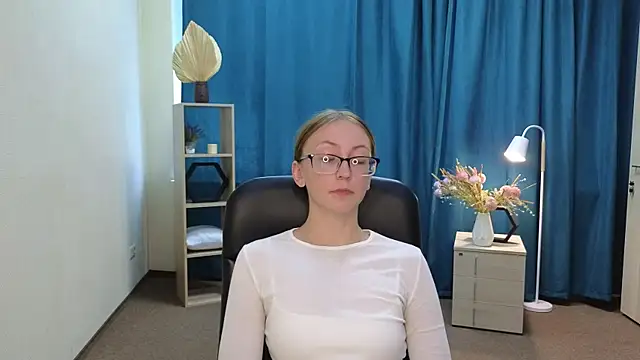 AlonaGolembeski online show from July 13, 5:41 am