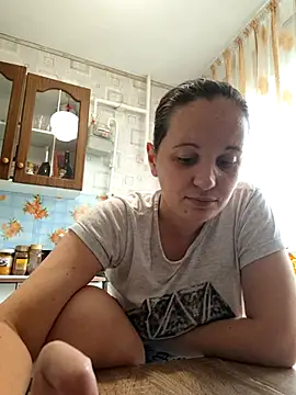 JeanneLoryzia online show from July 14, 2:11 pm