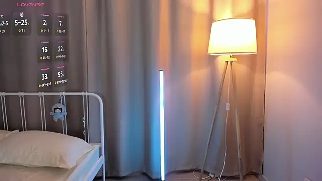 AmiliYan online show from March 21, 9:47 am