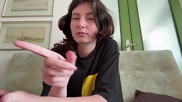 AftonRoyle online show from July 17, 4:00 pm