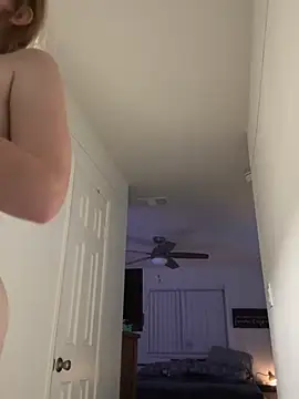 sexyredhead7 online show from July 23, 4:31 am