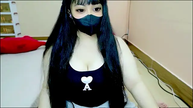 Lyne tif online show from August 10, 1:53 am