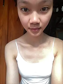 Li-Li12 online show from July 23, 10:23 am