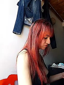 jessierocketx online show from February 5, 6:44 pm