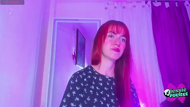 jessierocketx online show from October 21, 3:16 pm