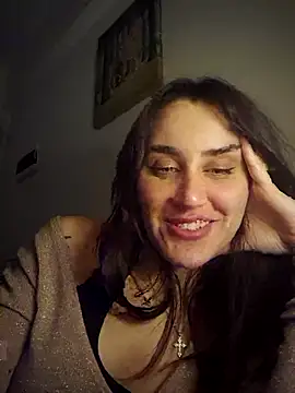 Nikkirodriguez online show from August 4, 11:22 pm