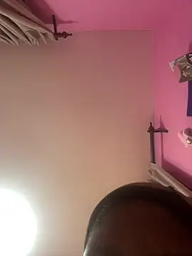 YummyGirlBubbles online show from August 1, 2:46 am