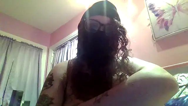 sluuut44you online show from August 6, 6:31 am