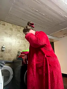 BootyLola online show from December 18, 8:52 am