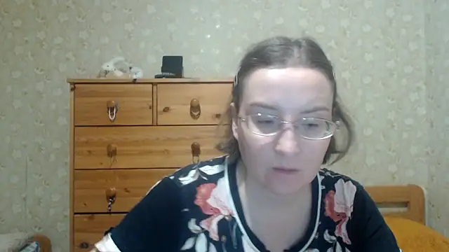 Smart Rose online show from April 2, 7:33 pm