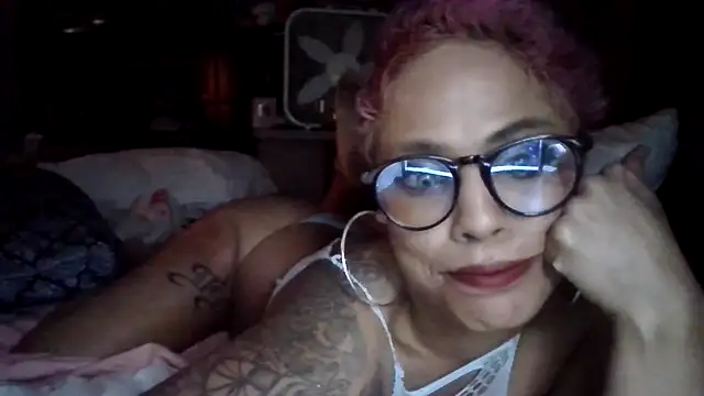 JasmineSkkyXxX online show from January 15, 9:37 am