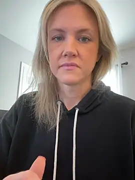 Kay Cakes online show from February 27, 5:02 pm