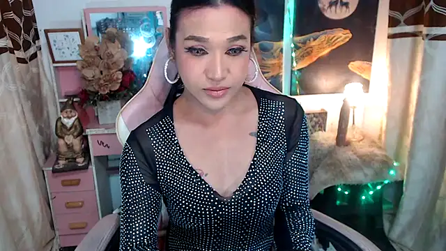 Snapshot of MERRYmeMARIAts chatting on October 20, 3:48 pm MERRYmeMARIAts online show from October 20, 3:48 pm