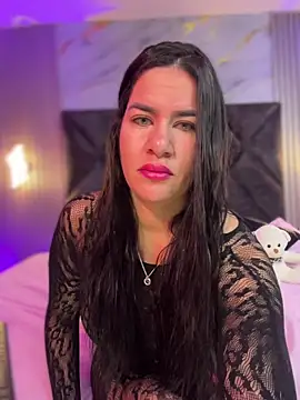 Zafira Alabi online show from February 15, 11:53 am