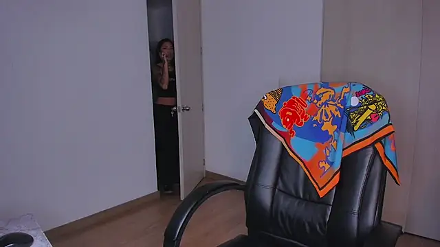 Lisegg  online show from September 22, 10:14 am