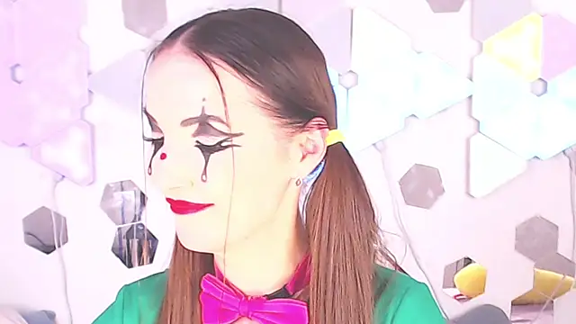 LexiKiss online show from September 20, 8:56 am