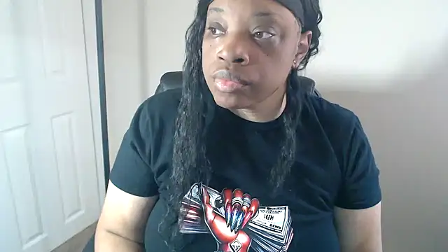 Sexymona1218 online show from May 16, 2:38 pm