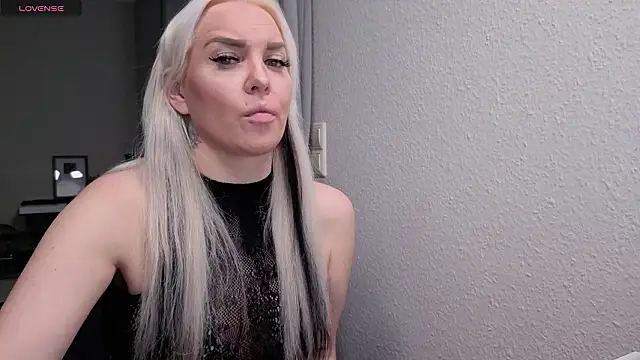 MIA-XXX online show from February 2, 7:18 am