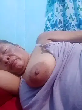 sexylizzy4u online show from September 14, 2:15 pm