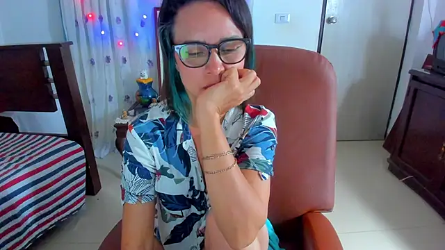 BrianaGarner online show from February 19, 5:23 pm