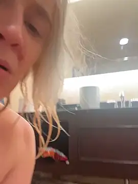 SugarTits199869 online show from October 25, 12:02 pm