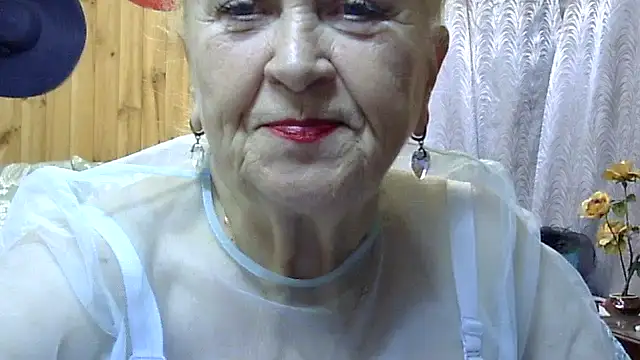 Emma52610 online show from October 23, 4:51 am