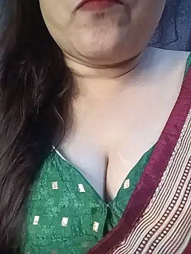 naughtymadam online show from May 22, 6:00 am