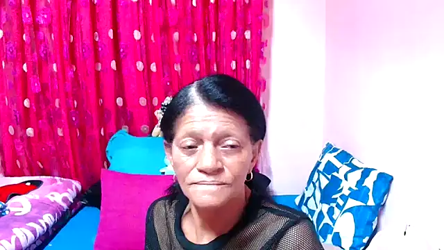 SLUTTYROXY online show from November 16, 7:47 pm