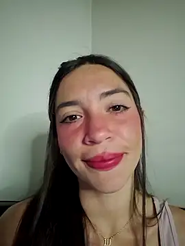 loveuu-bae online show from December 16, 1:00 am