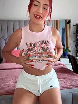 LINDA PATTY94 online show from September 30, 8:03 pm