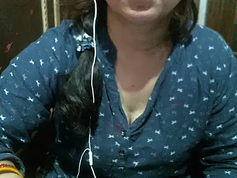 UrsMansi online show from April 12, 8:06 am