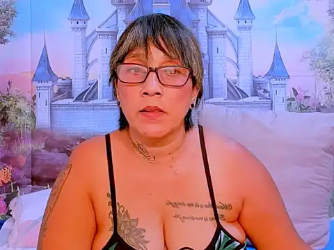 indianroxy online show from September 14, 5:33 pm